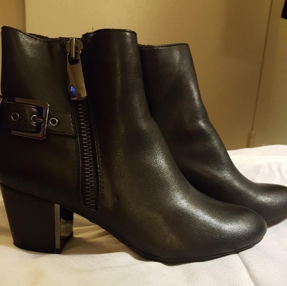 Boots - Picture 2 of 2